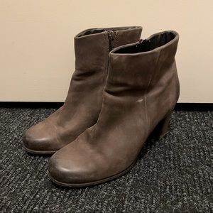 ECCO Brown Leather Heeled Ankle Zip Booties